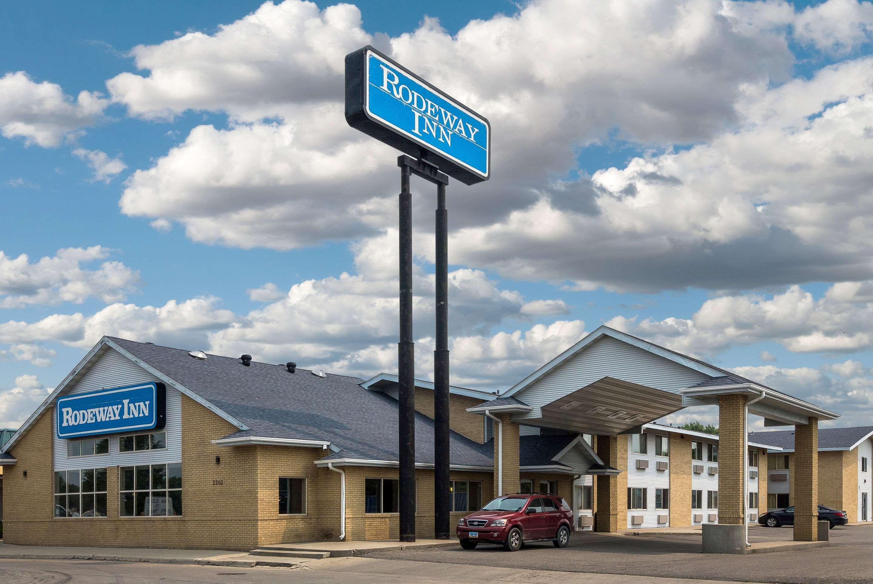 Rodeway Inn Fargo Exteriér fotografie