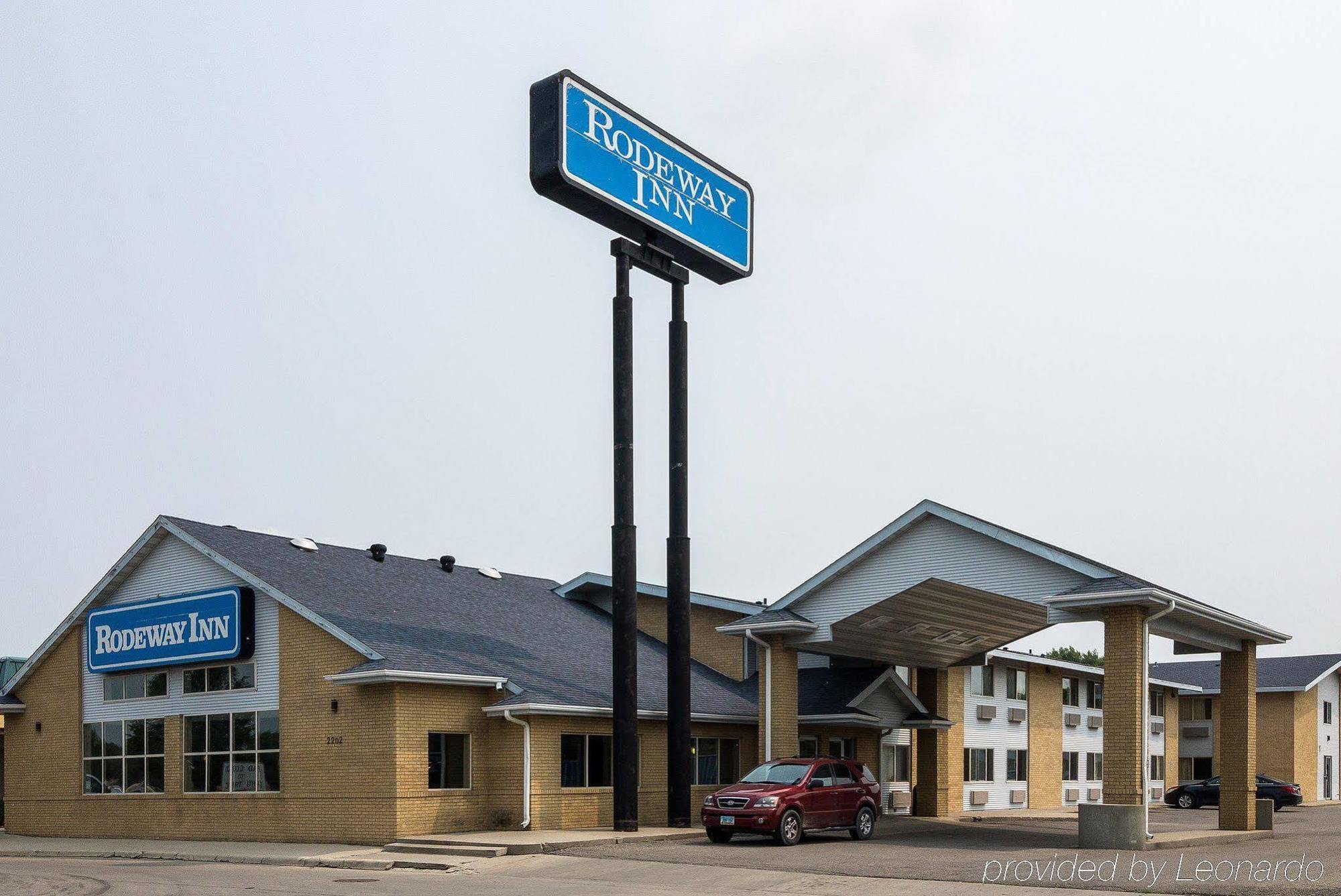 Rodeway Inn Fargo Exteriér fotografie